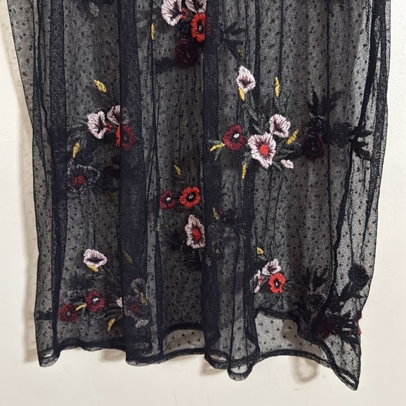 American Eagle Outfitters Black and Pink Floral Dress Net Overlay - Picture 4 of 7